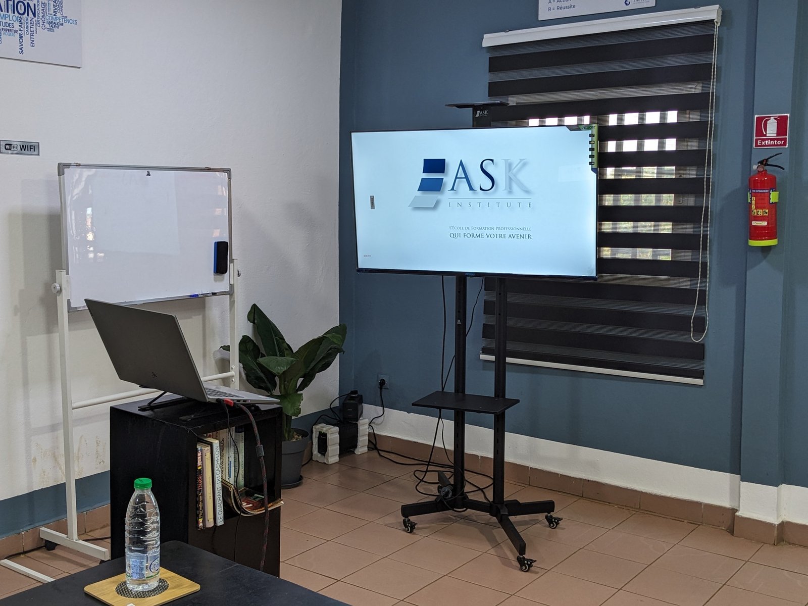 Espace pédagogique équipé du campus de Bafoussam